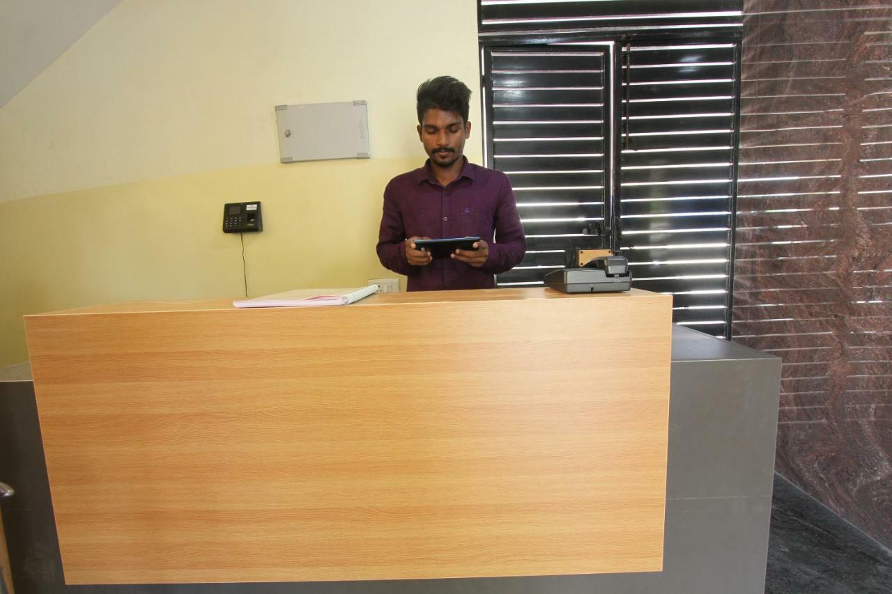 Oyo Flagship 31042 Sunil Residency Hotel Coimbatore Bagian luar foto