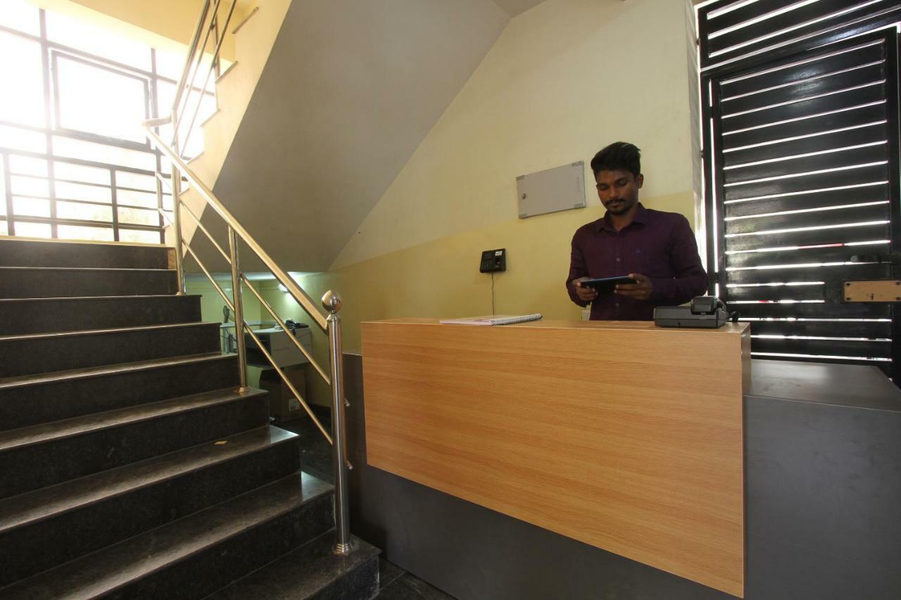 Oyo Flagship 31042 Sunil Residency Hotel Coimbatore Bagian luar foto